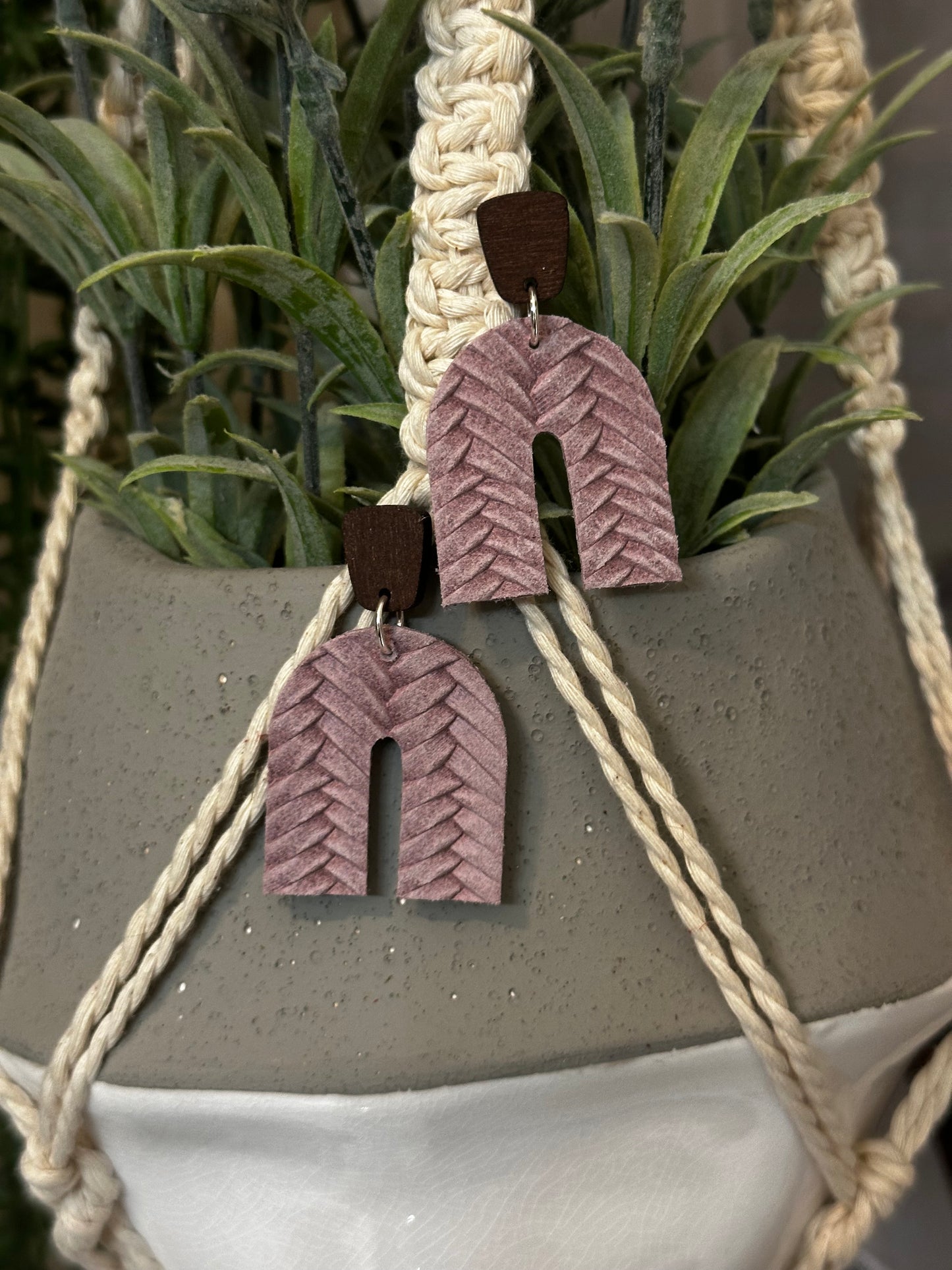 Roseleaf Arches