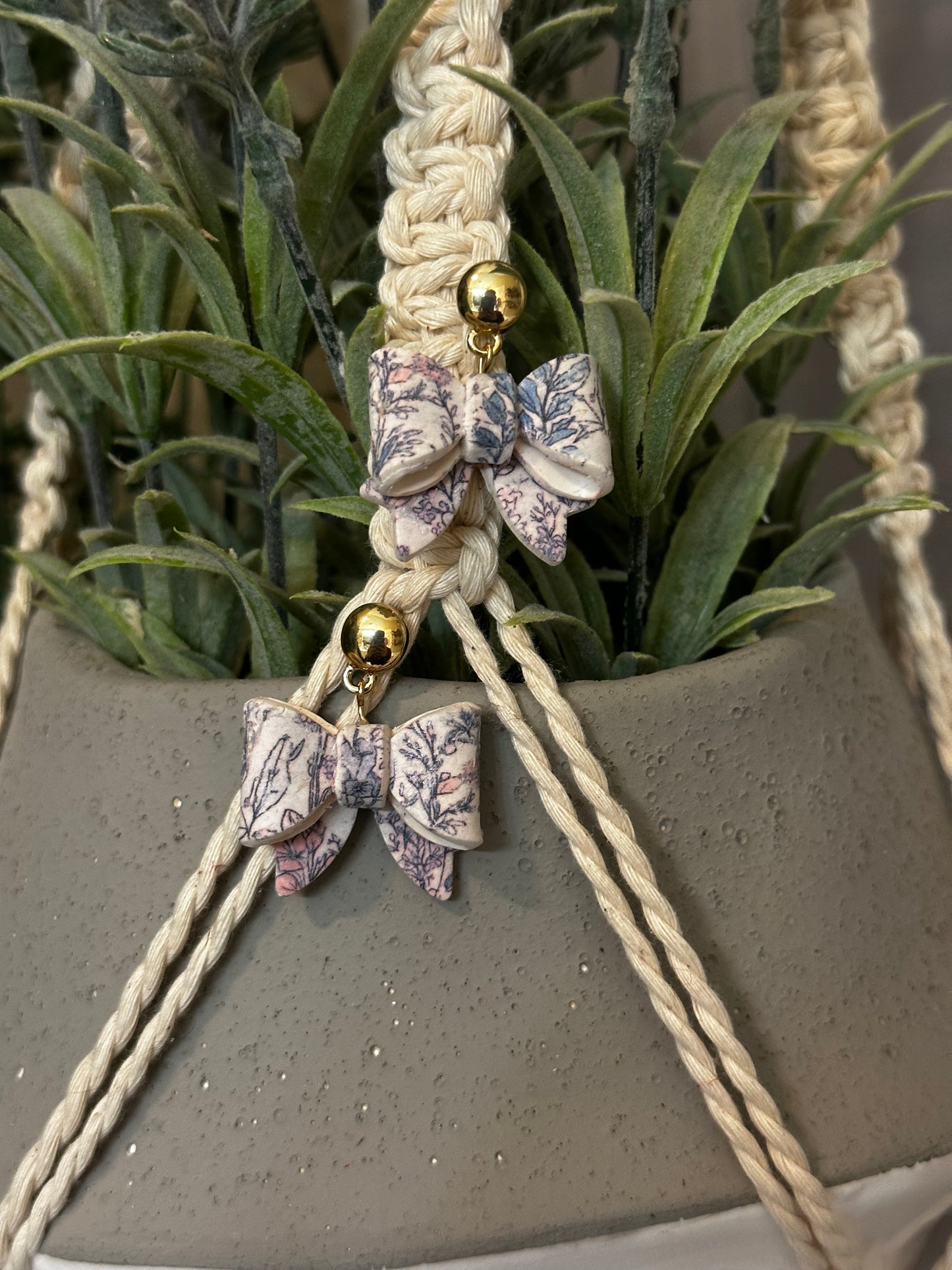 Garden Bow